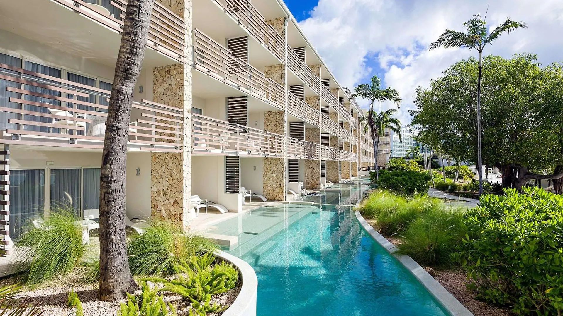 Sonesta Ocean Point Resort (Adults Only) Maho
