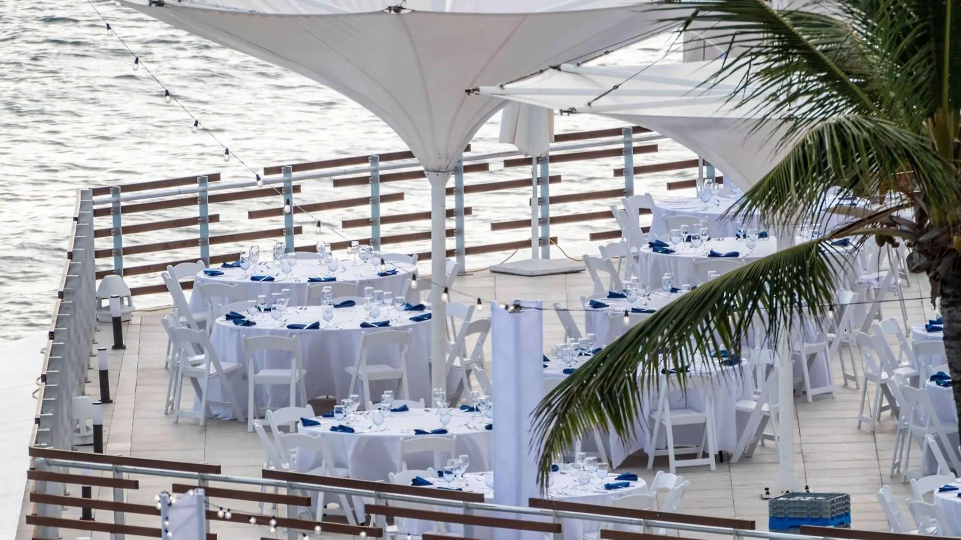 Sonesta Ocean Point Resort (Adults Only) Maho