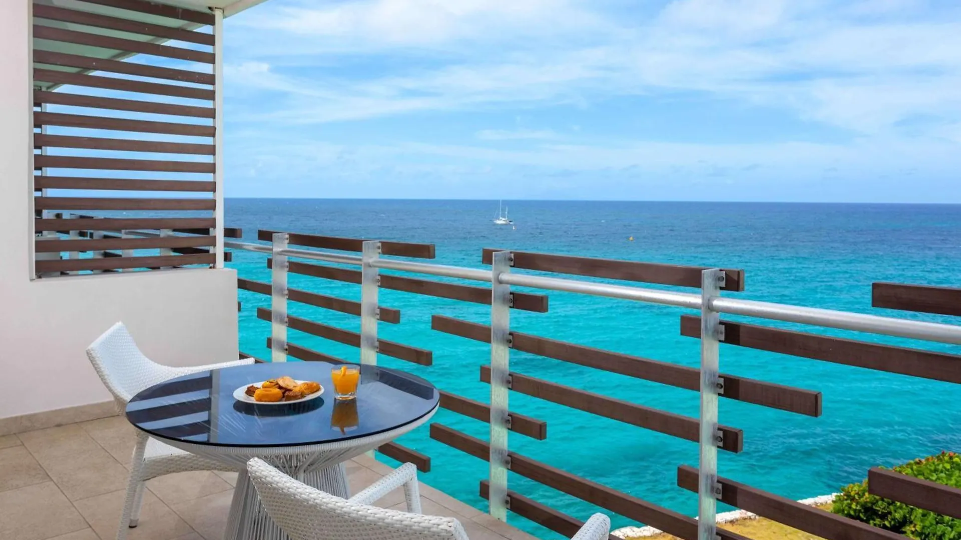 Sonesta Ocean Point Resort (Adults Only) Maho